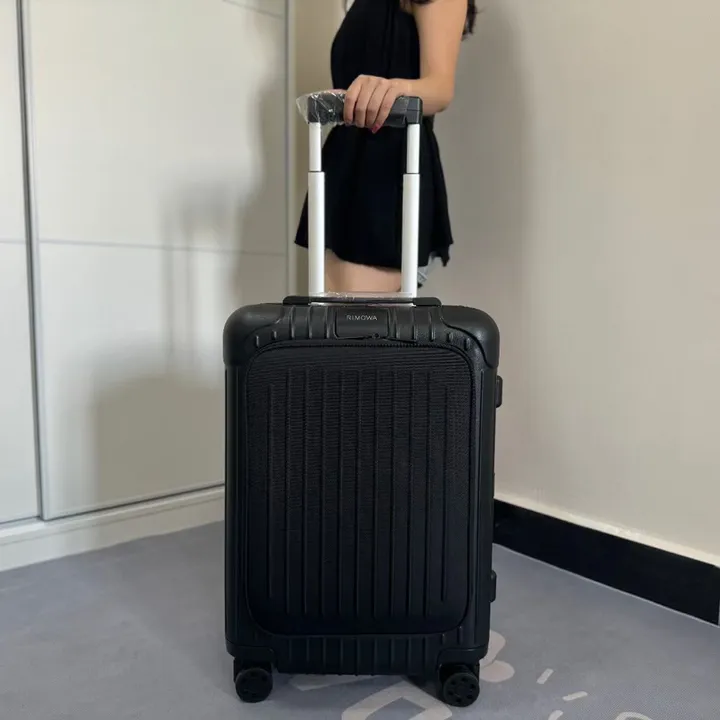 スーパーコピー リモワ スーツケース