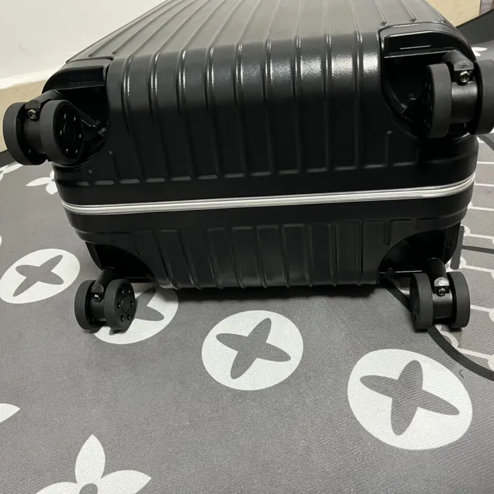 スーパーコピー リモワ スーツケース