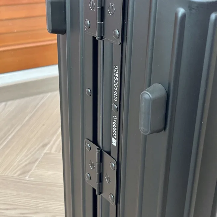 スーパーコピー リモワ スーツケース