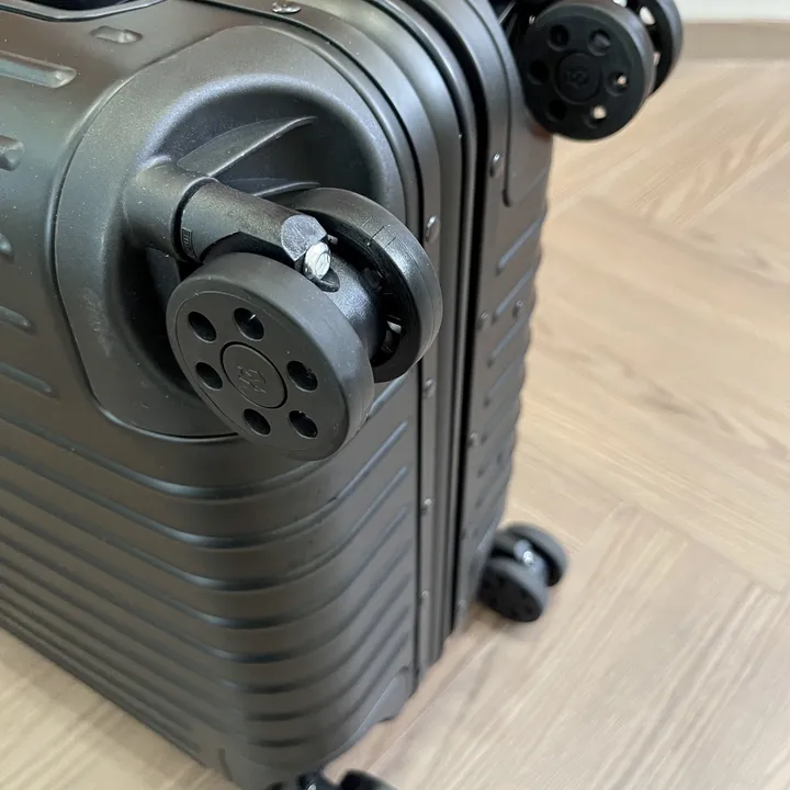 スーパーコピー リモワ スーツケース