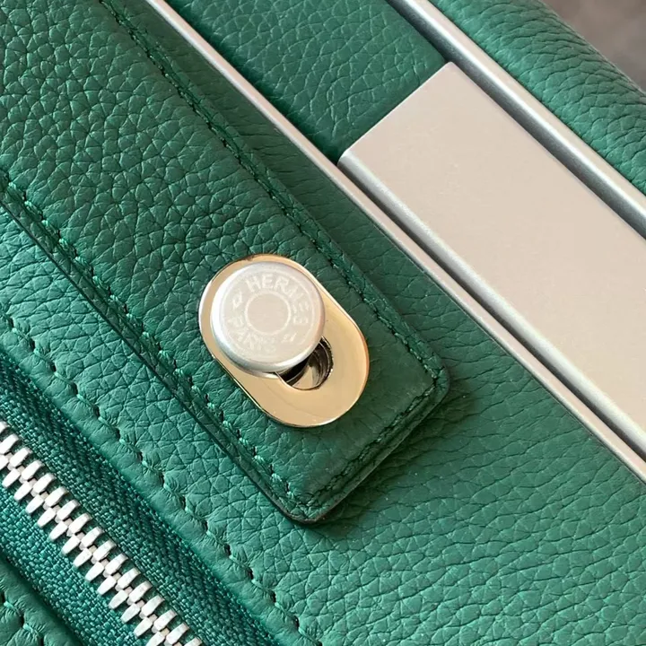 スーパーコピー シャネル スーツケース