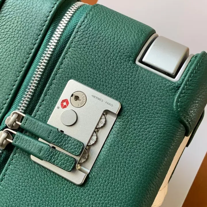 スーパーコピー シャネル スーツケース