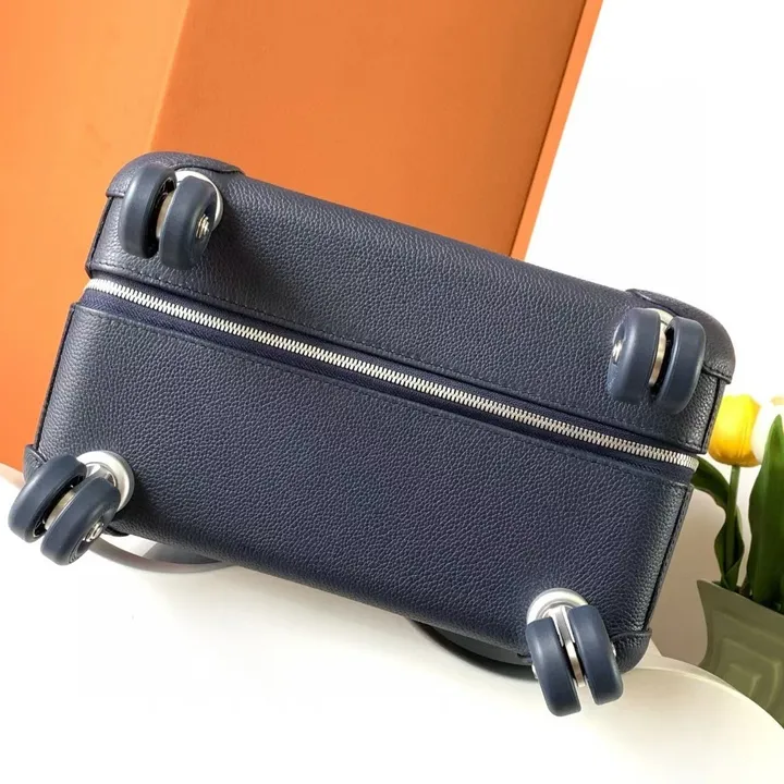 スーパーコピー シャネル スーツケース