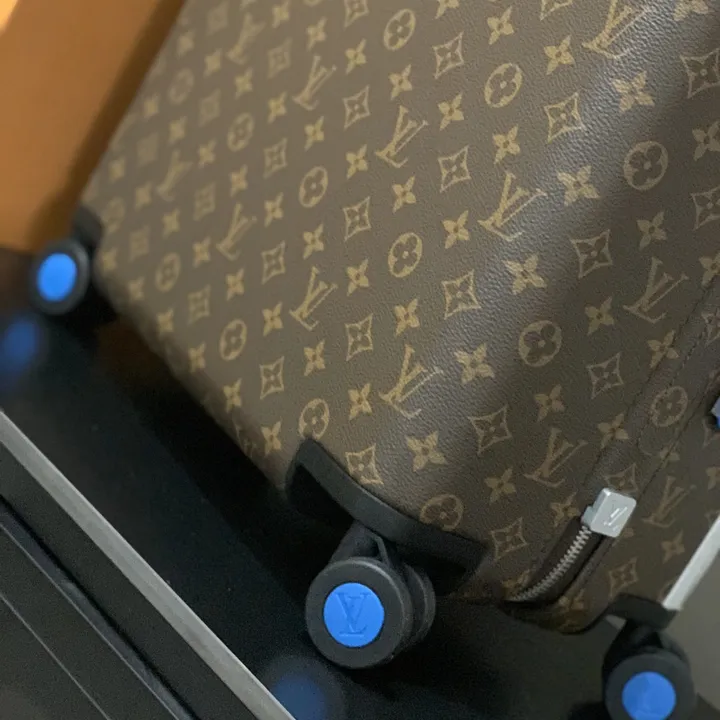スーパーコピー ルイヴィトン スーツケース
