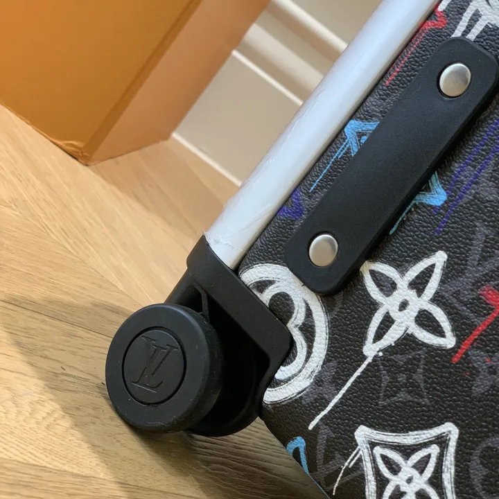 スーパーコピー ルイヴィトン スーツケース