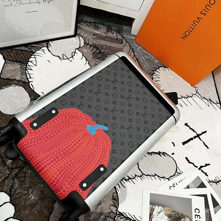 スーパーコピー ルイヴィトン スーツケース