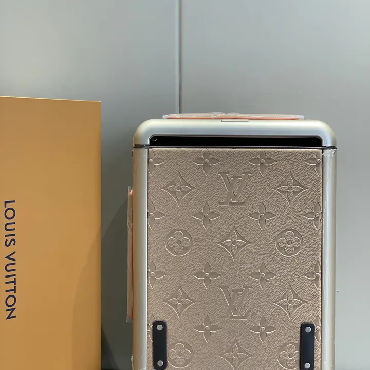 スーパーコピー ルイヴィトン スーツケース