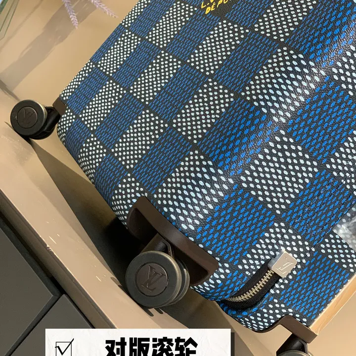 スーパーコピー ルイヴィトン スーツケース