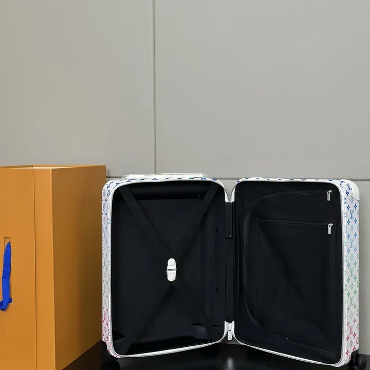 スーパーコピー ルイヴィトン スーツケース