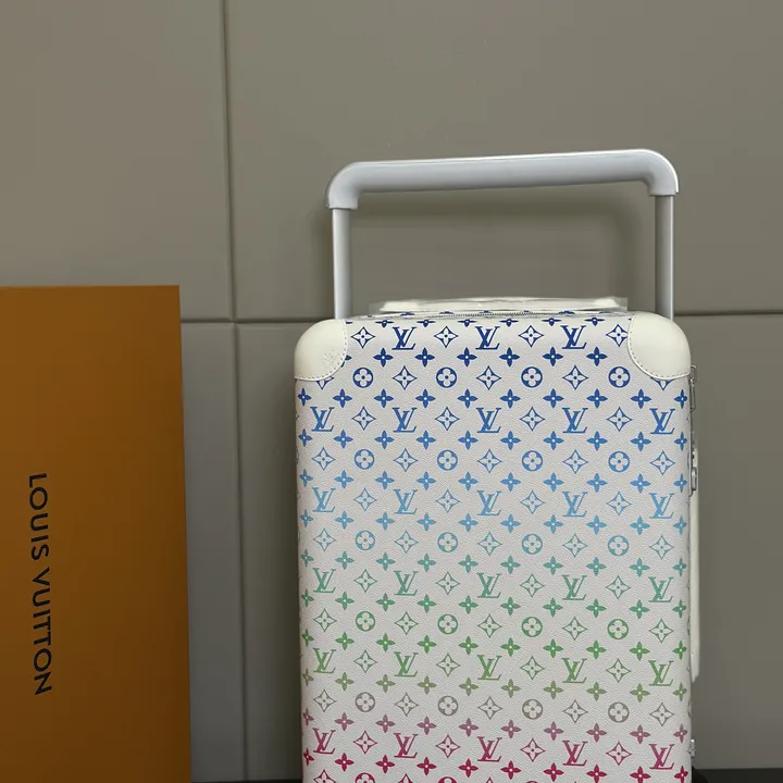 スーパーコピー ルイヴィトン スーツケース