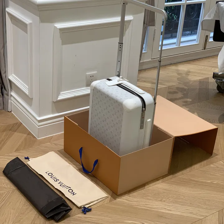スーパーコピー ルイヴィトン スーツケース