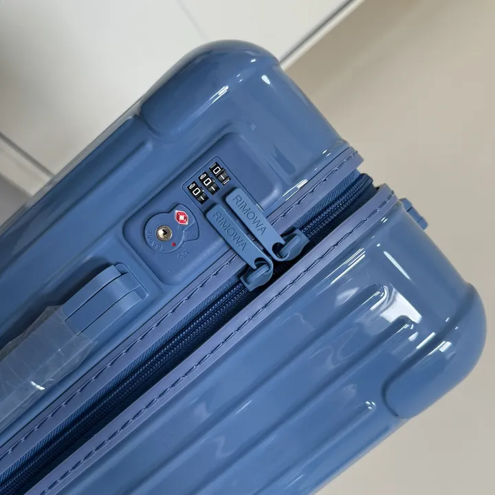 スーパーコピー リモワ スーツケース