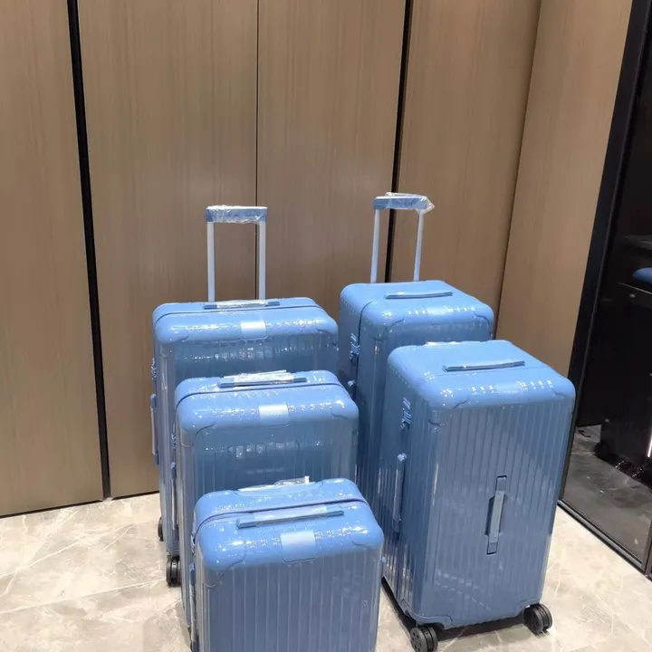 スーパーコピー リモワ スーツケース