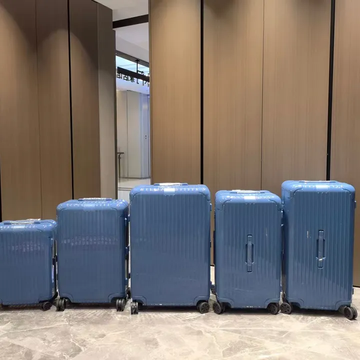 スーパーコピー リモワ スーツケース