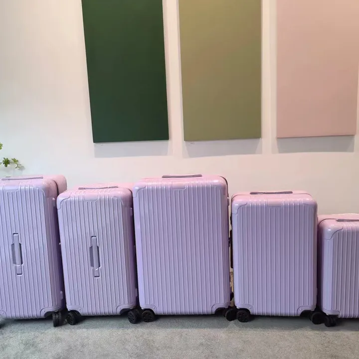 スーパーコピー リモワ スーツケース