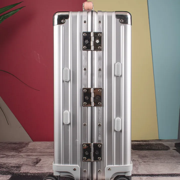 スーパーコピー リモワ スーツケース