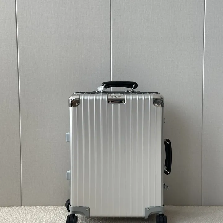 スーパーコピー リモワ スーツケース
