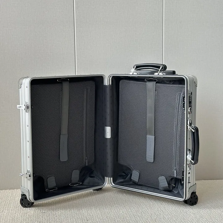 スーパーコピー リモワ スーツケース