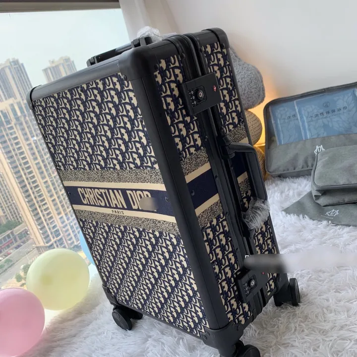 スーパーコピー グッチ スーツケース