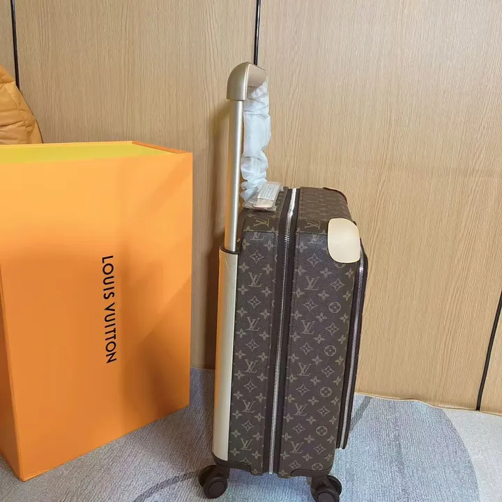 スーパーコピー ルイヴィトン スーツケース