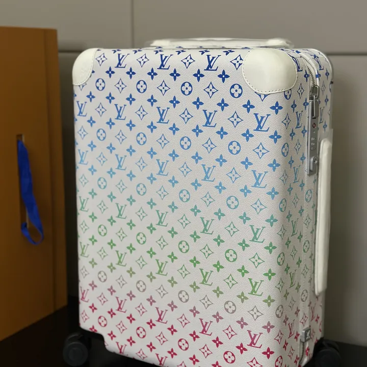 スーパーコピー ルイヴィトン スーツケース