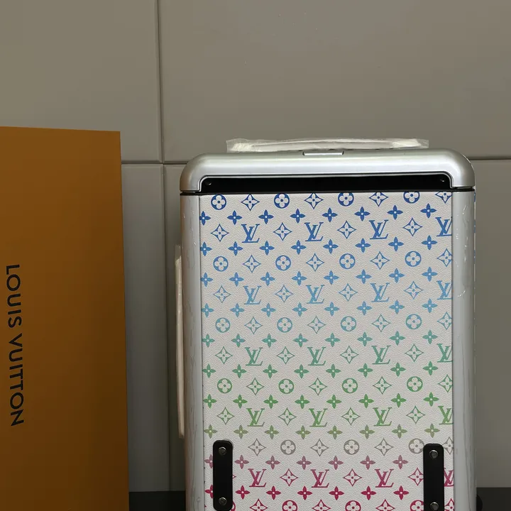 スーパーコピー ルイヴィトン スーツケース