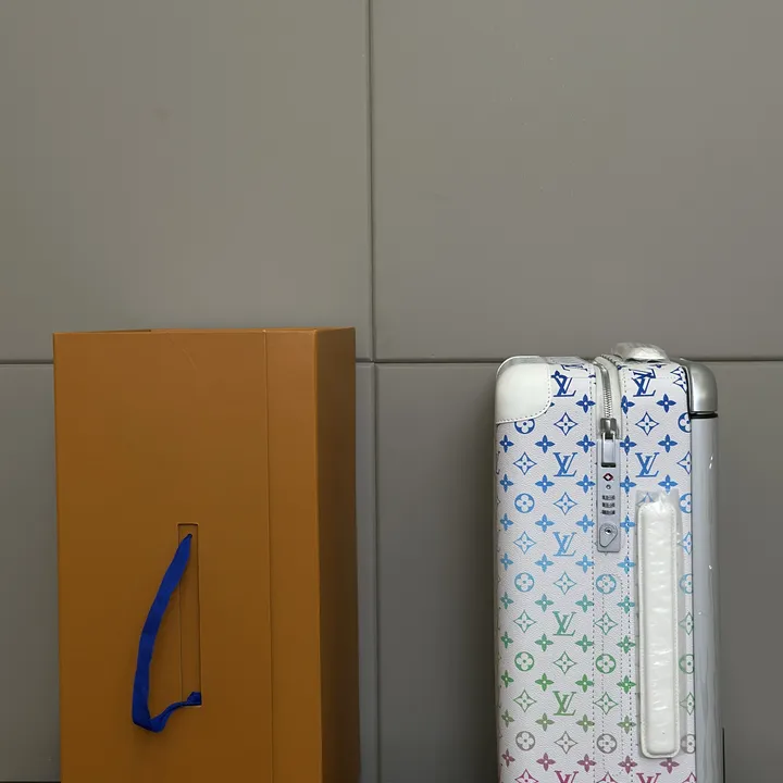 スーパーコピー ルイヴィトン スーツケース
