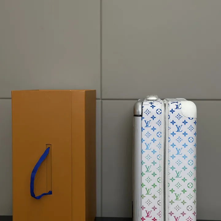 スーパーコピー ルイヴィトン スーツケース