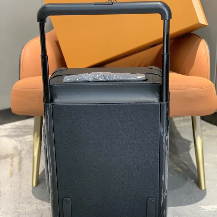 スーパーコピー ルイヴィトン スーツケース