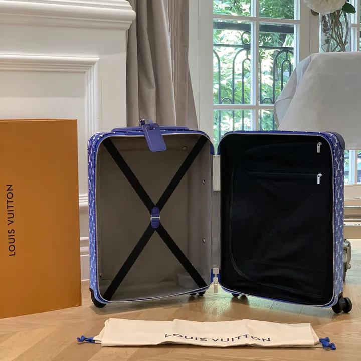 スーパーコピー ルイヴィトン スーツケース