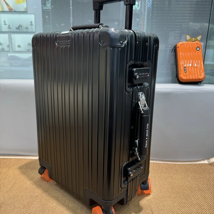 スーパーコピー リモワ スーツケース