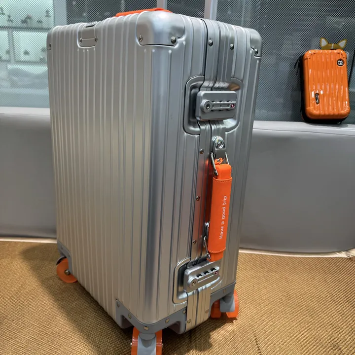 スーパーコピー リモワ スーツケース