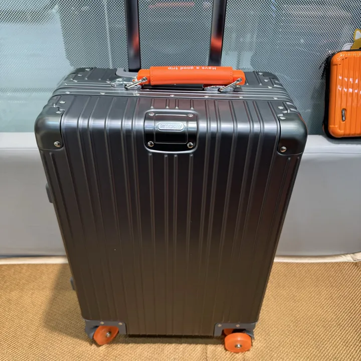 スーパーコピー リモワ スーツケース