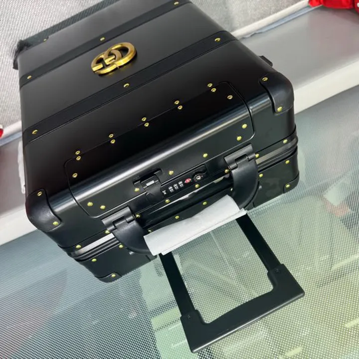 スーパーコピー グッチ スーツケース