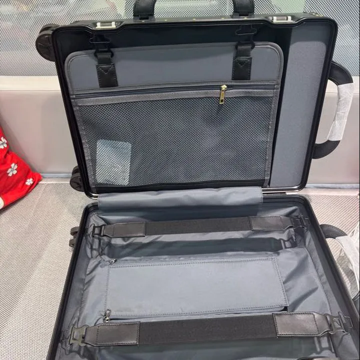 スーパーコピー グッチ スーツケース