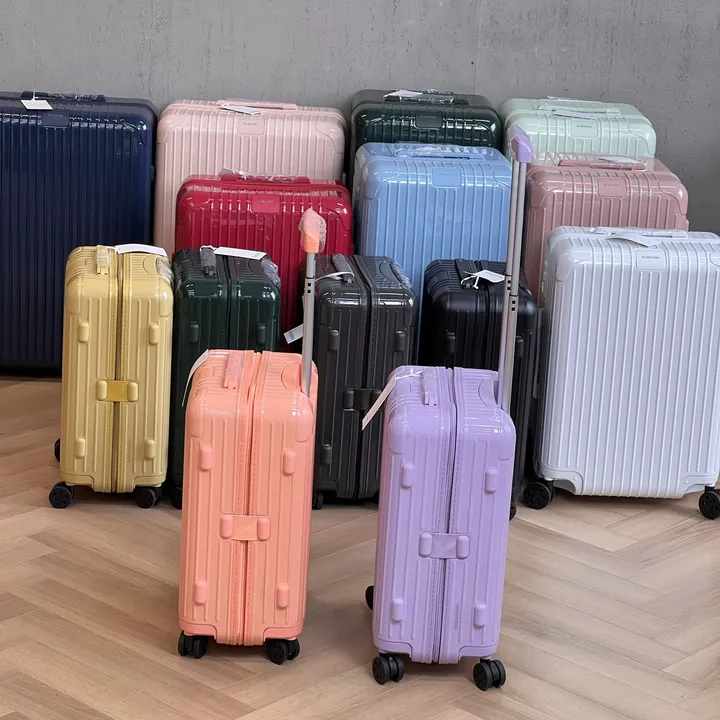 スーパーコピー リモワ スーツケース