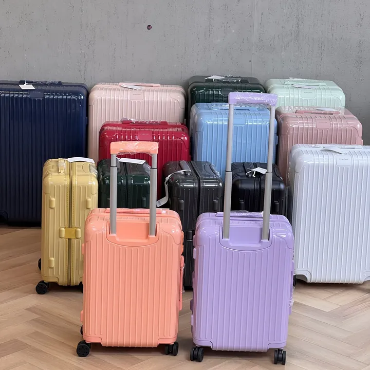 スーパーコピー リモワ スーツケース