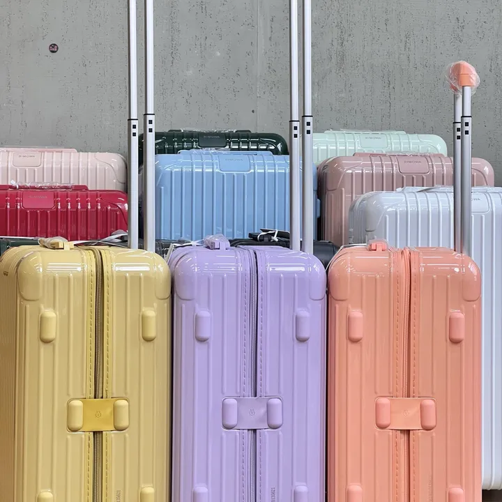 スーパーコピー リモワ スーツケース