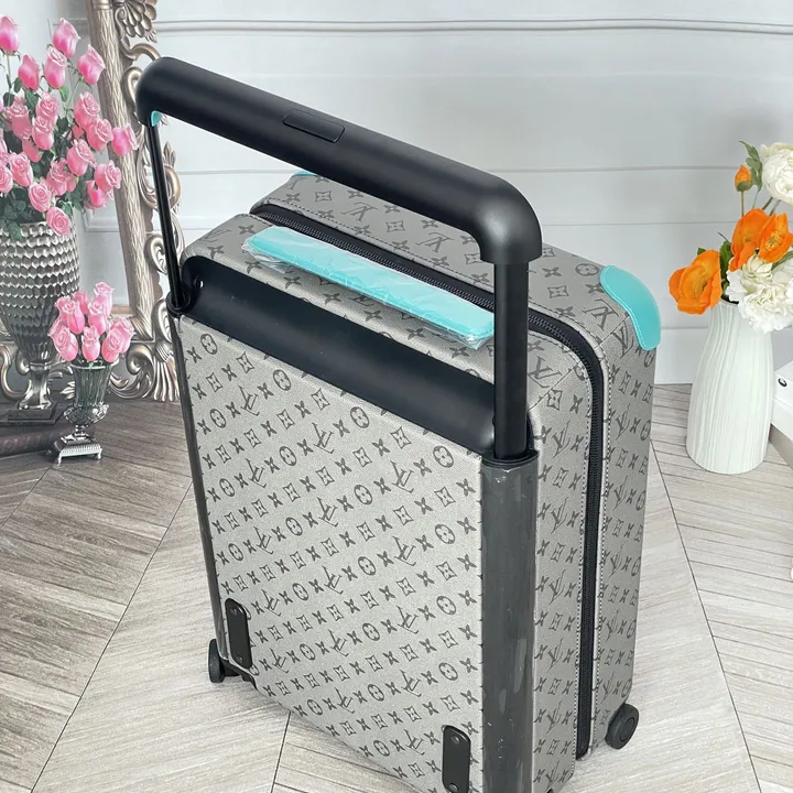 スーパーコピー ルイヴィトン スーツケース