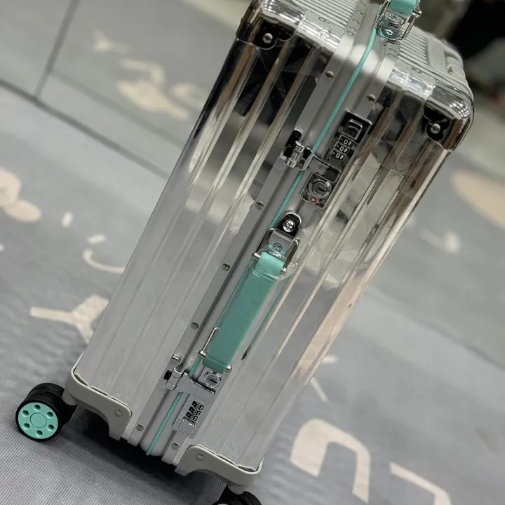 スーパーコピー ティファニー スーツケース