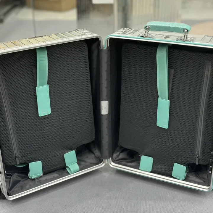 スーパーコピー ティファニー スーツケース