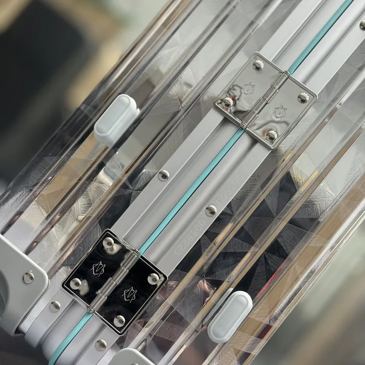 スーパーコピー ティファニー スーツケース