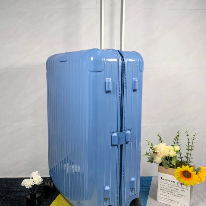 スーパーコピー リモワ スーツケース