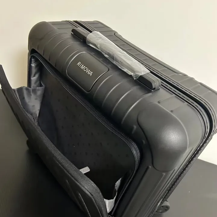 スーパーコピー リモワ スーツケース