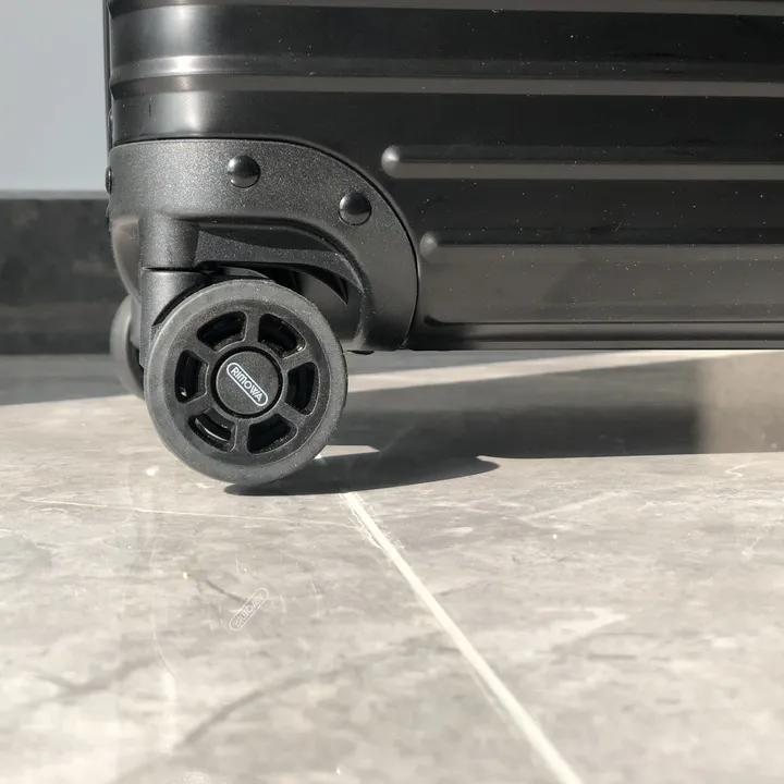 スーパーコピー リモワ スーツケース