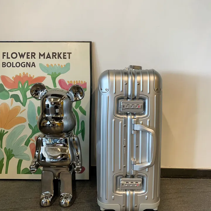 スーパーコピー リモワ スーツケース