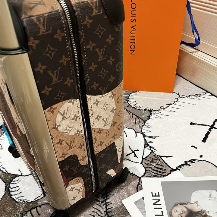 スーパーコピー ルイヴィトン スーツケース