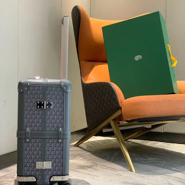 スーパーコピー フェンディ スーツケース