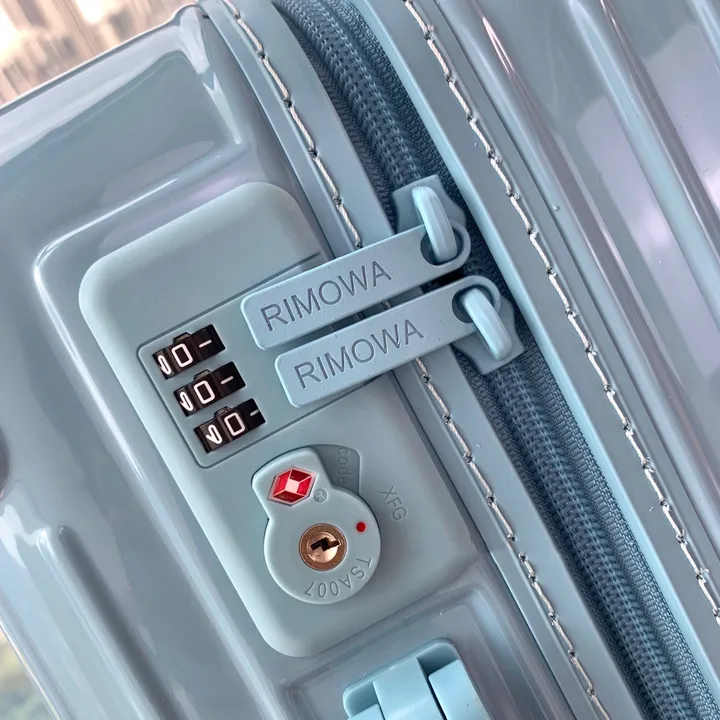 スーパーコピー リモワ スーツケース