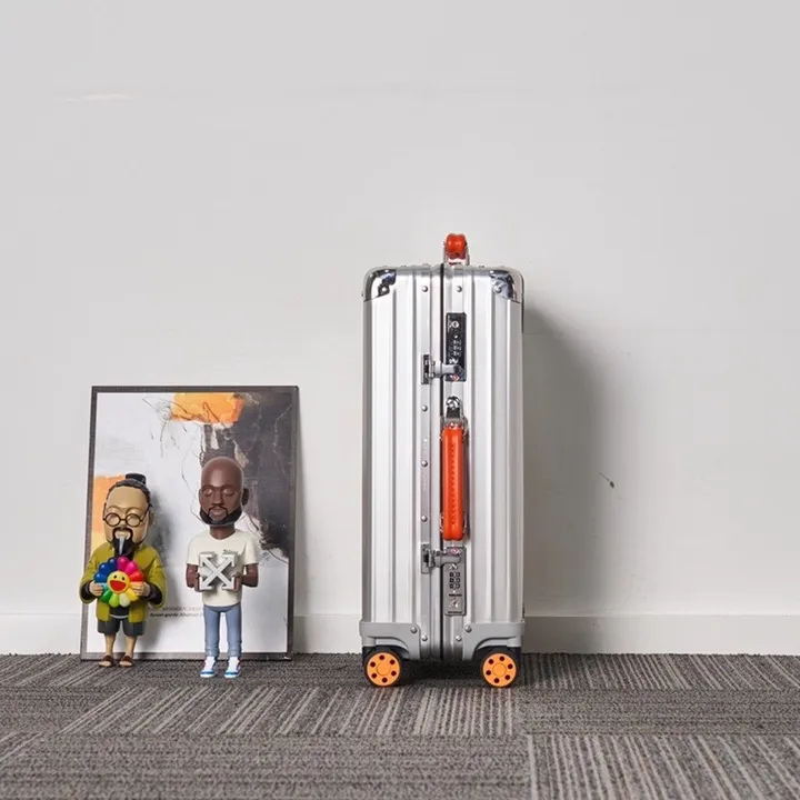 スーパーコピー リモワ スーツケース